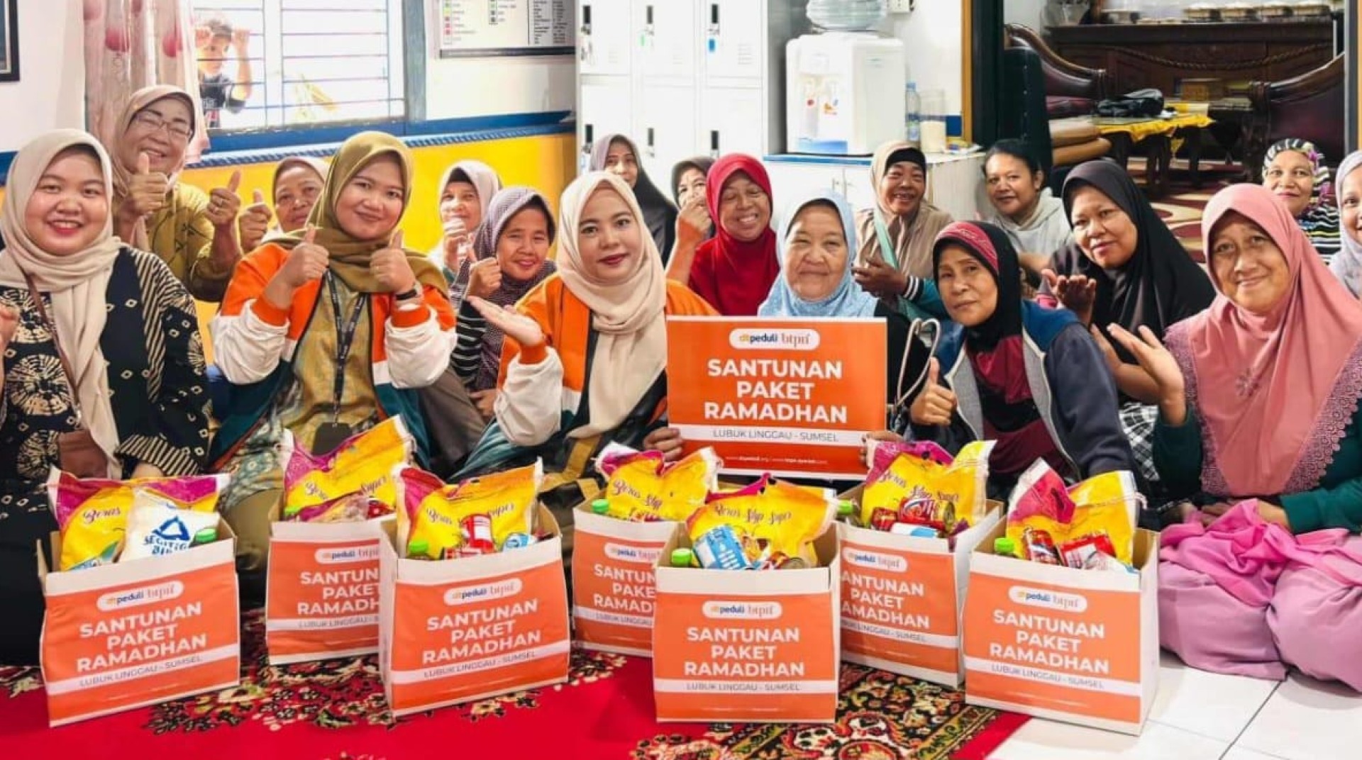 Sinergi dengan BTPN Syariah, DT Peduli Lubuklinggau Salurkan Santunan Paket Ramadhan 