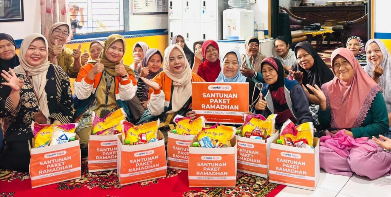 Sinergi dengan BTPN Syariah, DT Peduli Lubuklinggau Salurkan Santunan Paket Ramadhan 