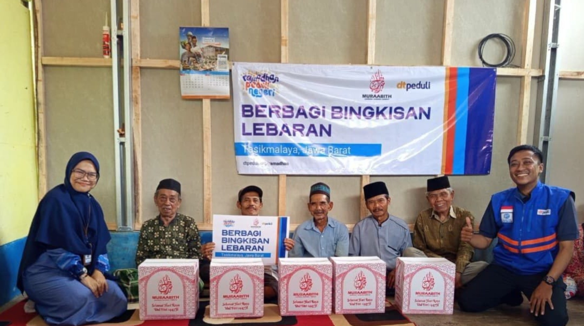 DT Peduli Tasikmalaya Tebar Paket Bingkisan Lebaran Bersama Muraabith 