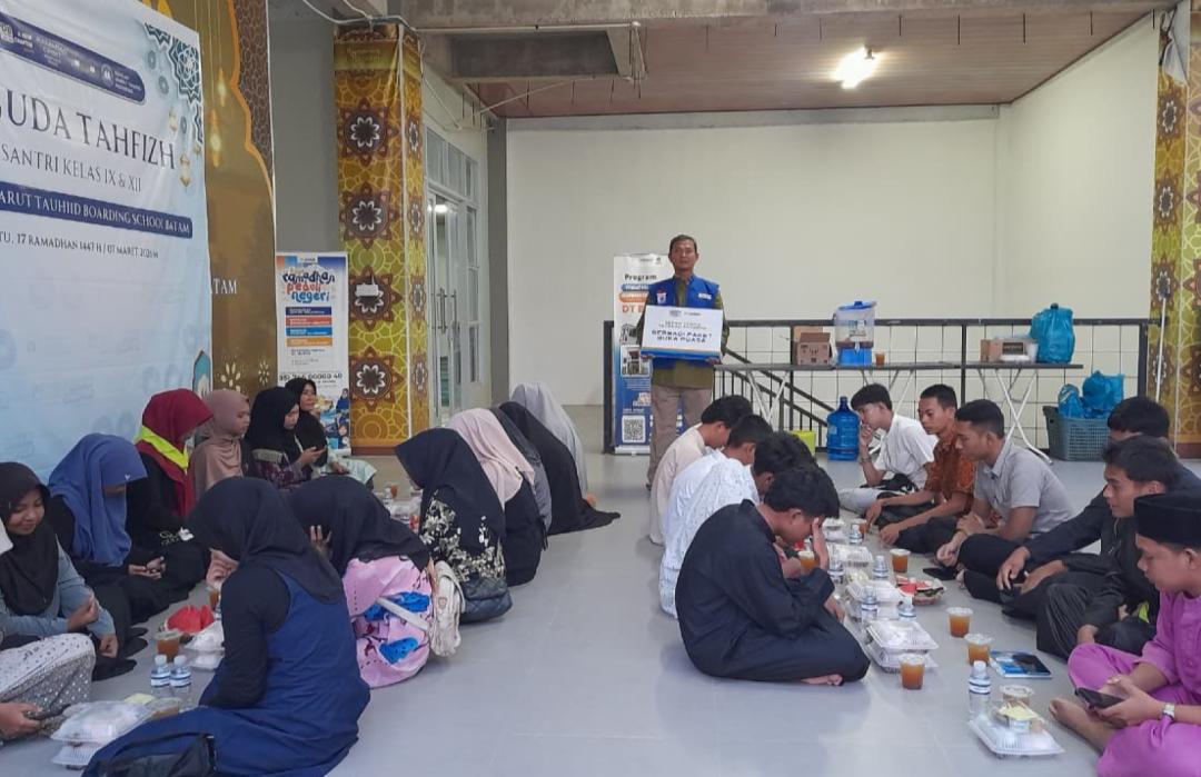 DT Peduli Kepri Gelar Pendampingan Beasiswa Unggul PaxOcean dan Buka Puasa Bersama  