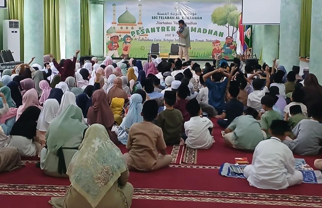 Gelorakan Semangat Ramadhan, DT Peduli Bersama Tiga Sekolah Mitra Hadirkan Kisah Inspiratif Lewat Dongeng Islami