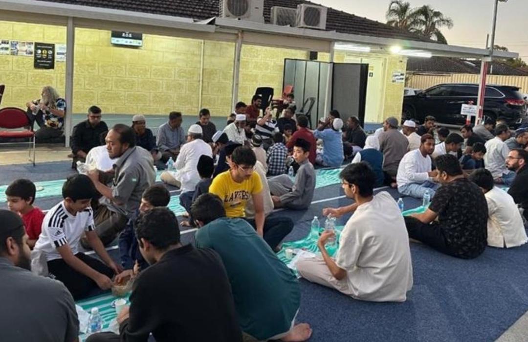 Pererat Ukhuwah, DT Peduli Australia Gelar Buka Bersama Serentak di Lima Masjid Besar 