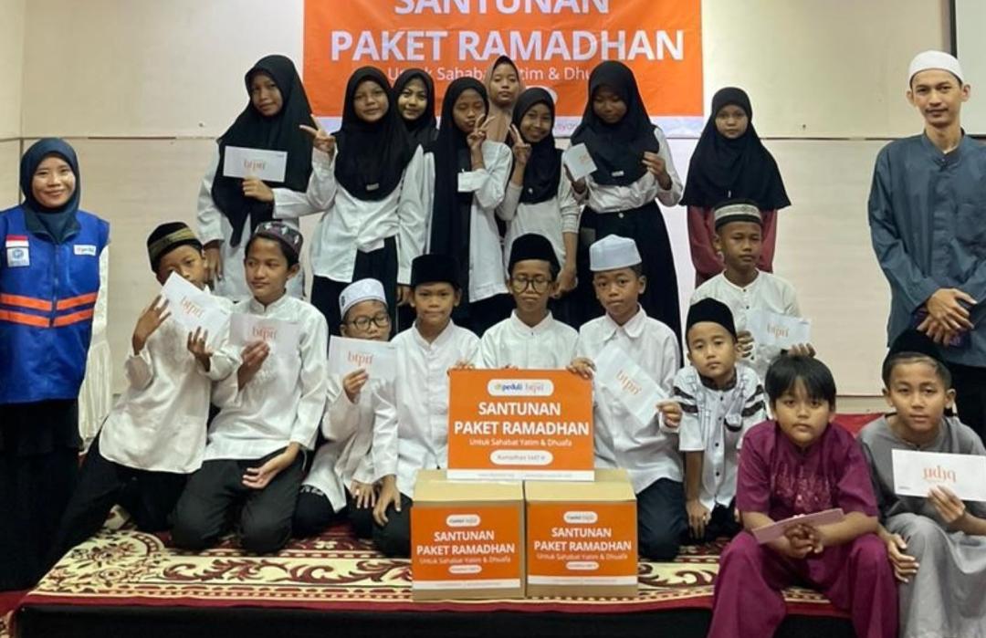 DT Peduli Jakarta dan BTPN Syariah Jakarta Santuni Yatim Dhuafa di Masjid Daarut Tauhiid 