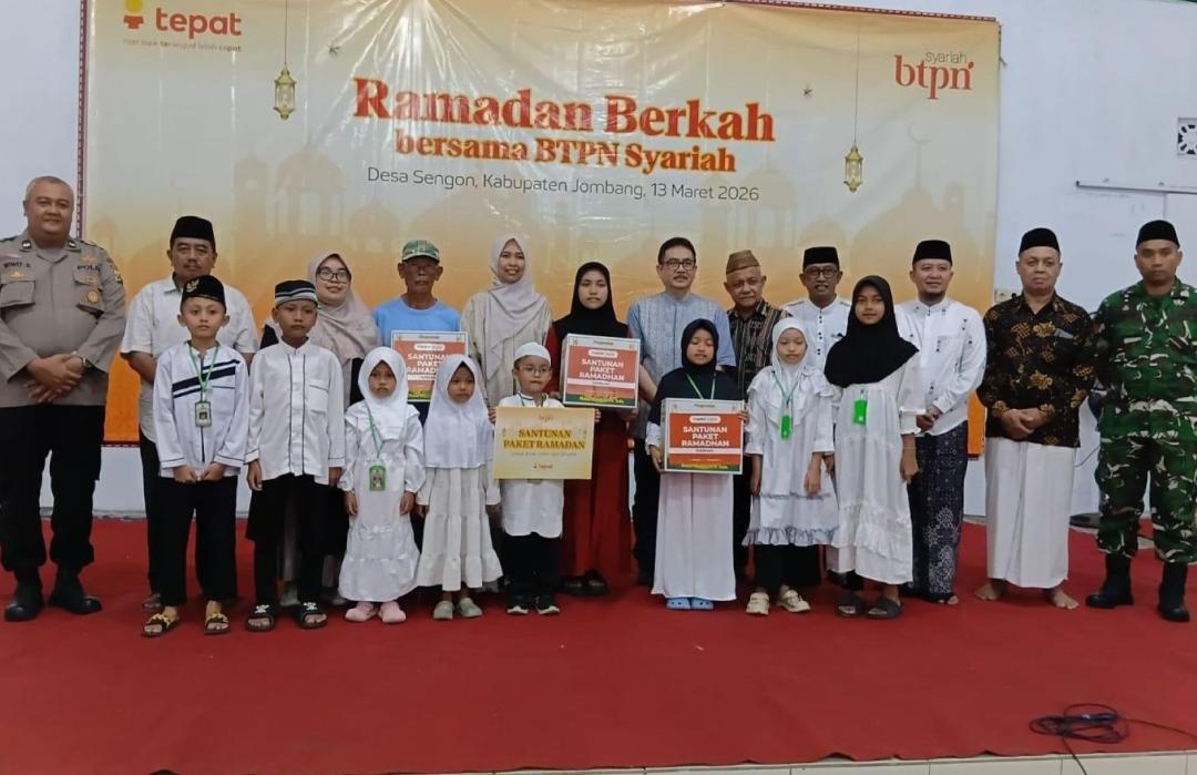 DT Peduli Surabaya dan BTPN Syariah Salurkan Paket Ramadhan dan Santunan untuk Yatim serta Dhuafa di Desa Sengon 