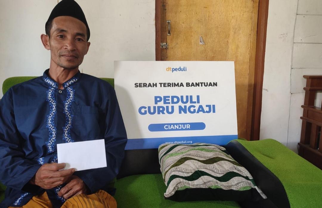 Dukung Pengajar Al-Qur’an, DT Peduli Cianjur Salurkan Program Peduli Guru Ngaji