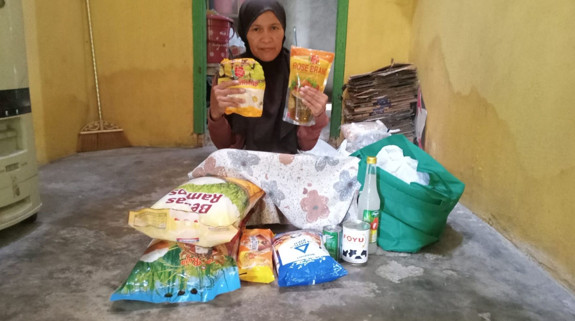 DT Peduli Salurkan Bingkisan Lebaran dan Zakat Fitrah di Berbagai Wilayah Lampung 