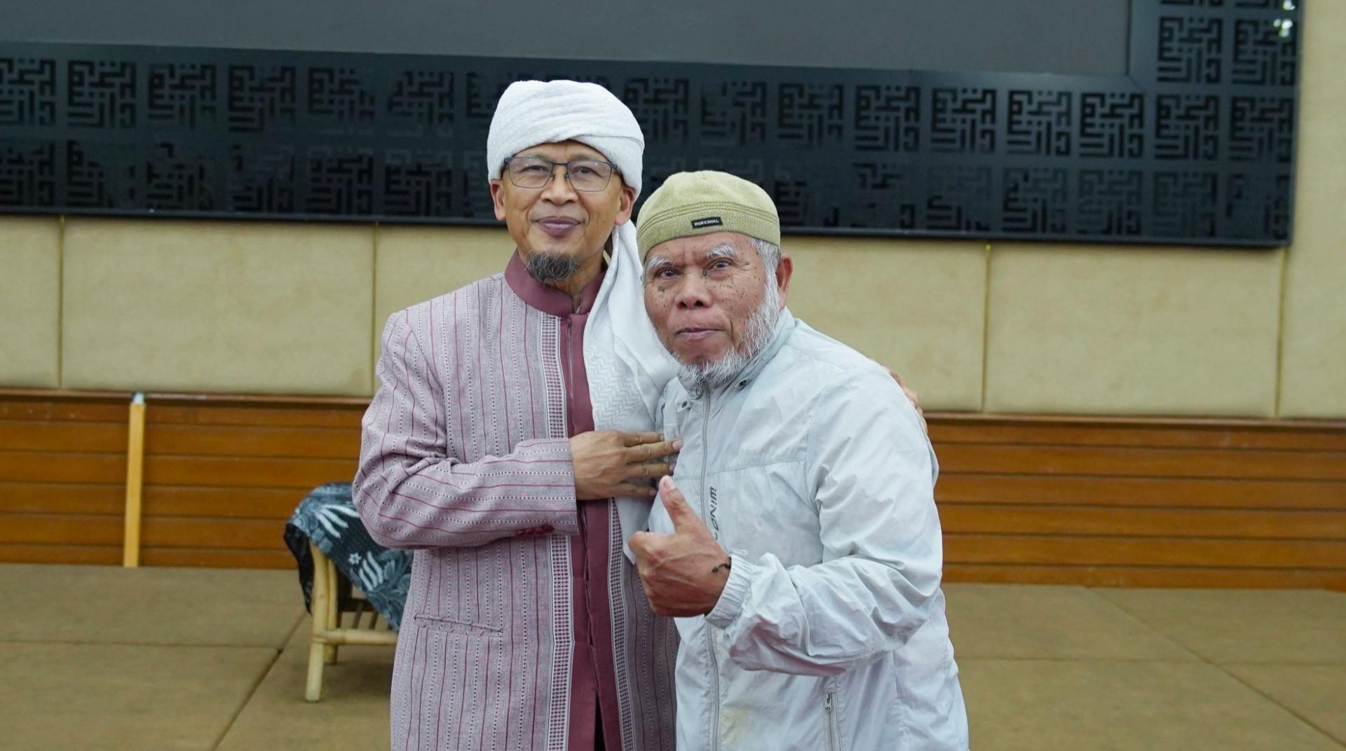 Pererat Ukhuwah dan Sinergi Kebaikan, DT Peduli Bersama Civitas DT Gelar Buka Bersama Masyarakat Zona Model 