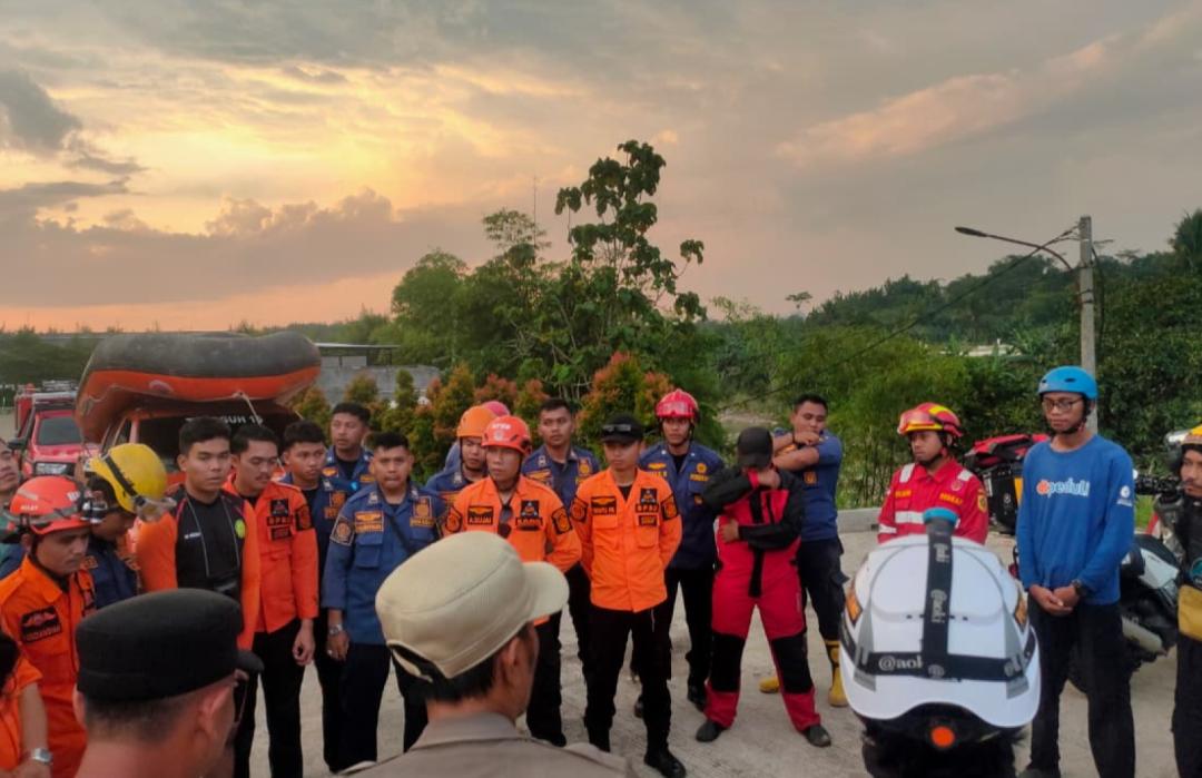 DT Peduli Bogor Turun Tangan Cari Remaja Hilang di Sungai Cileungsi 