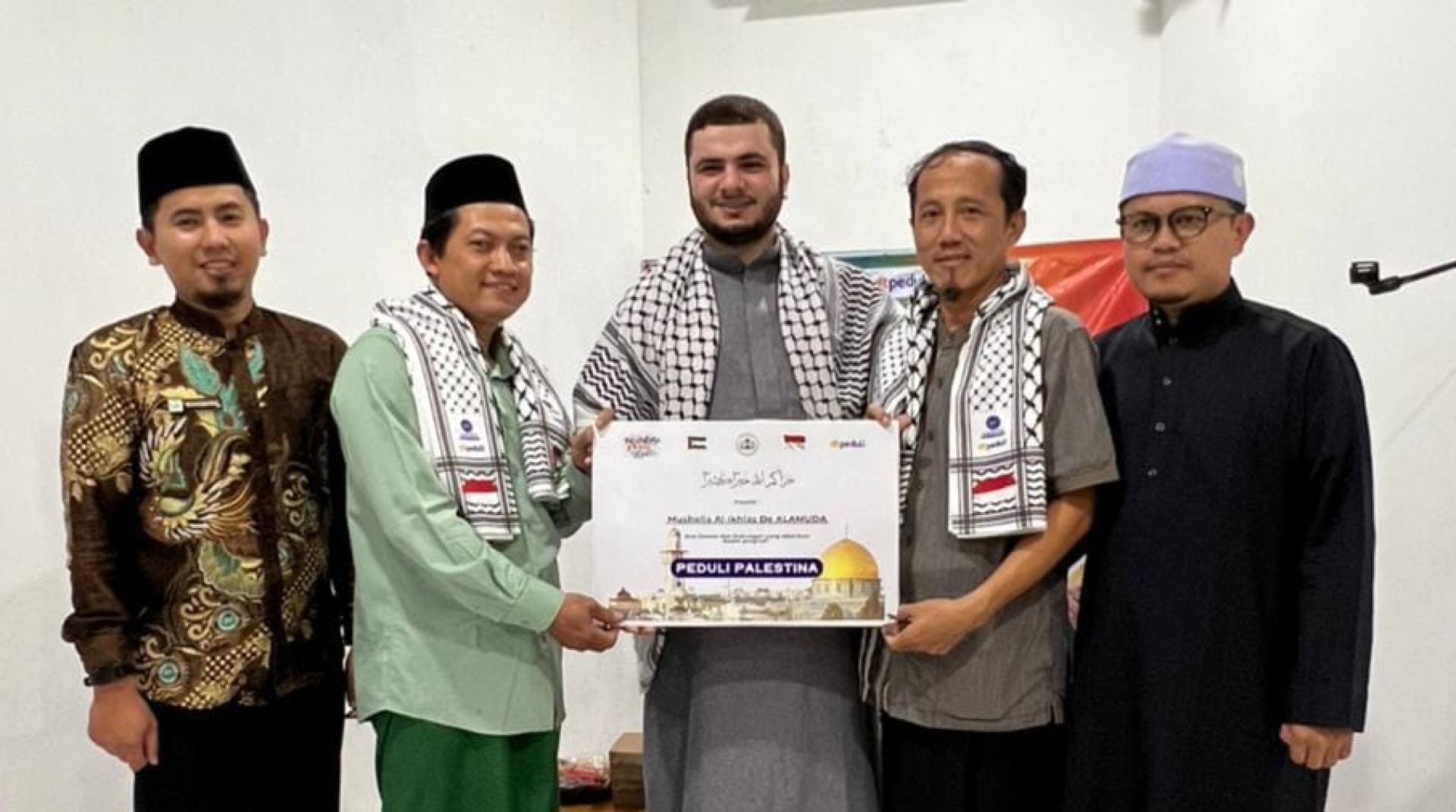 DT Peduli Surabaya Gelar Safari Dakwah Syekh Asal Palestina di Surabaya dan Sidoarjo