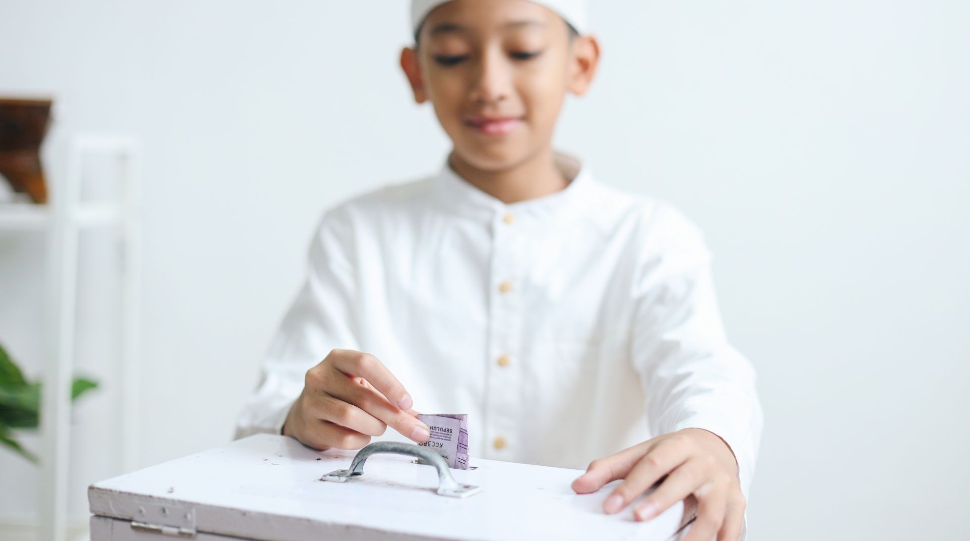 Menjaga Nyala Semangat Berbagi Pascaramadhan 