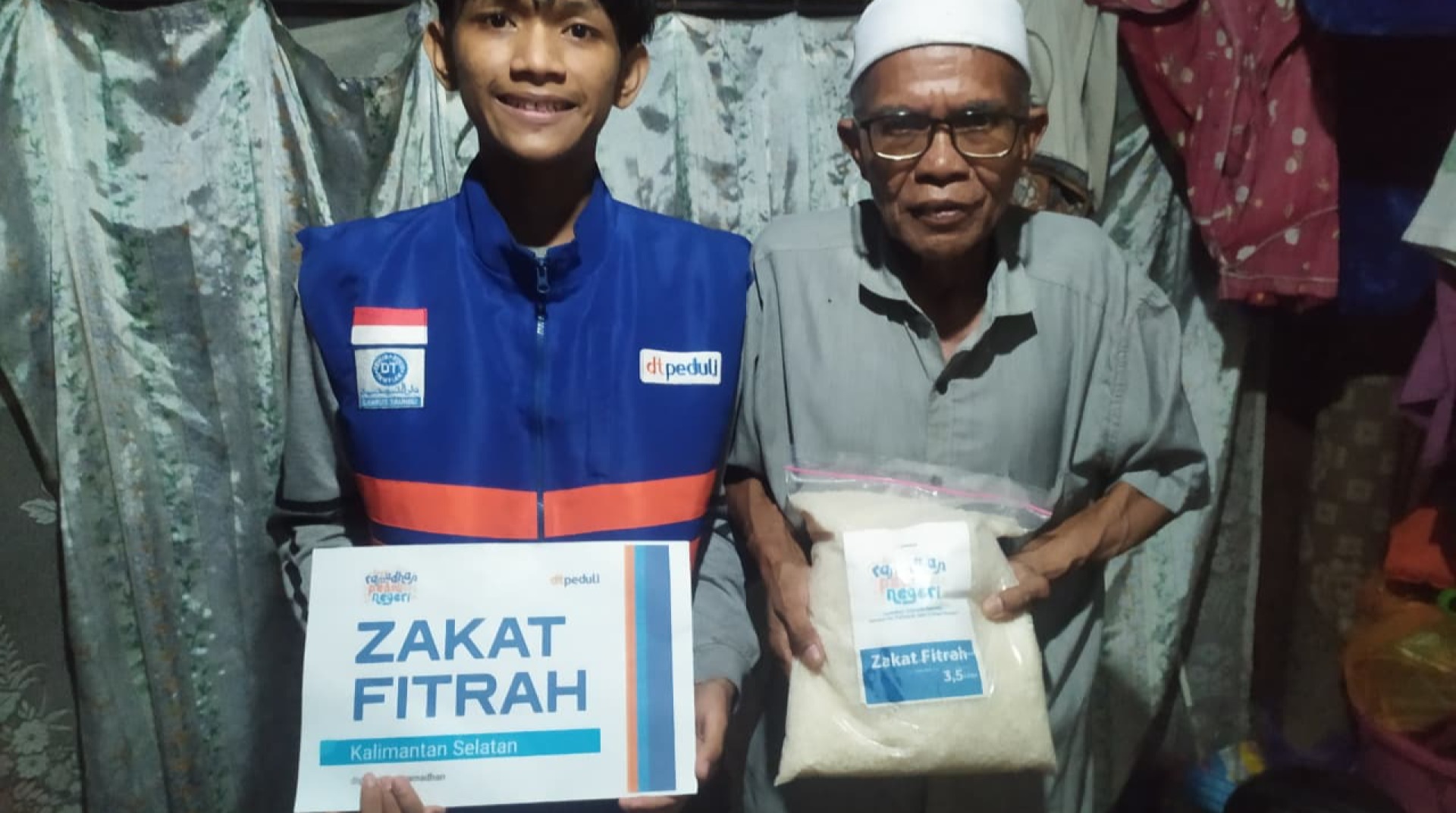 DT Peduli Kalsel Ikhtiar Muliakan Masyarakat di Daerah Pelosok Melalui Zakat Fitrah 