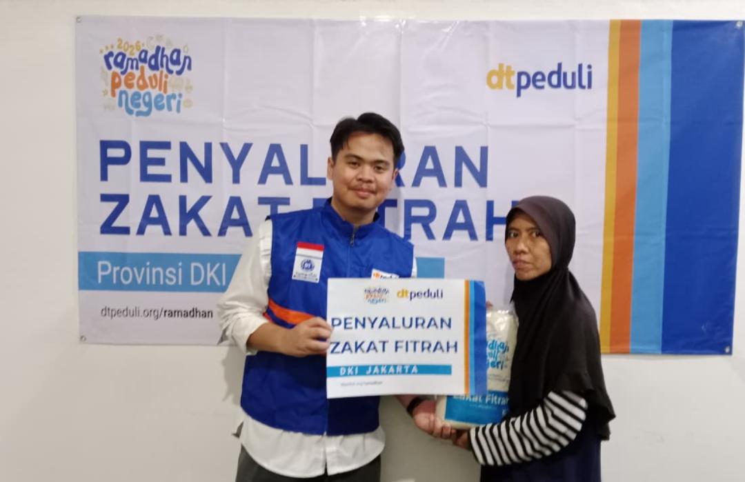 Tunaikan Amanah Muzaki, DT Peduli Jakarta Sukses Salurkan Ratusan Paket Zakat Fitrah