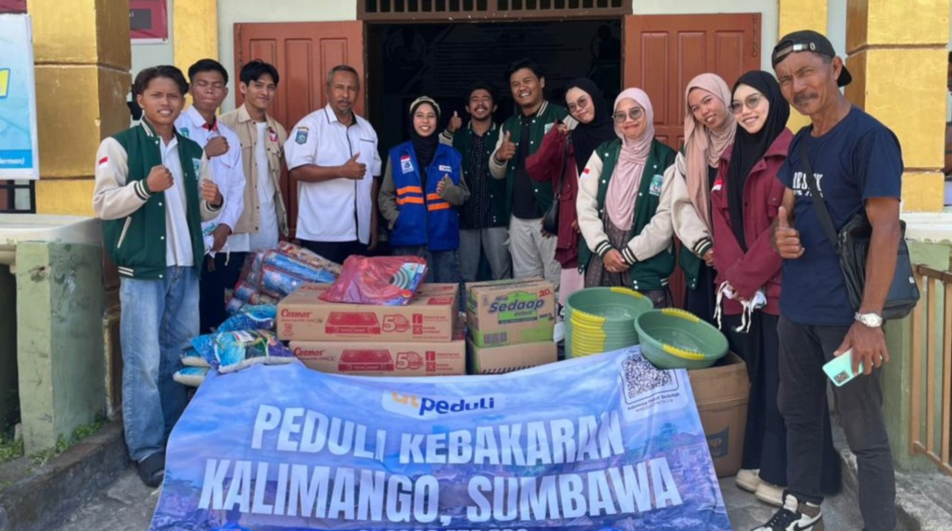 Bangkitkan Harapan untuk Penyintas Kebakaran di Desa Kalimango, DT Peduli Mataram Hadir Salurkan Bantuan  
