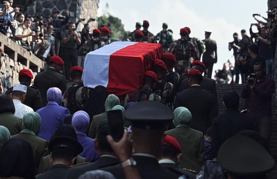 DT Peduli Beri Penghormatan Terakhir untuk Prajurit yang Gugur di Lebanon 