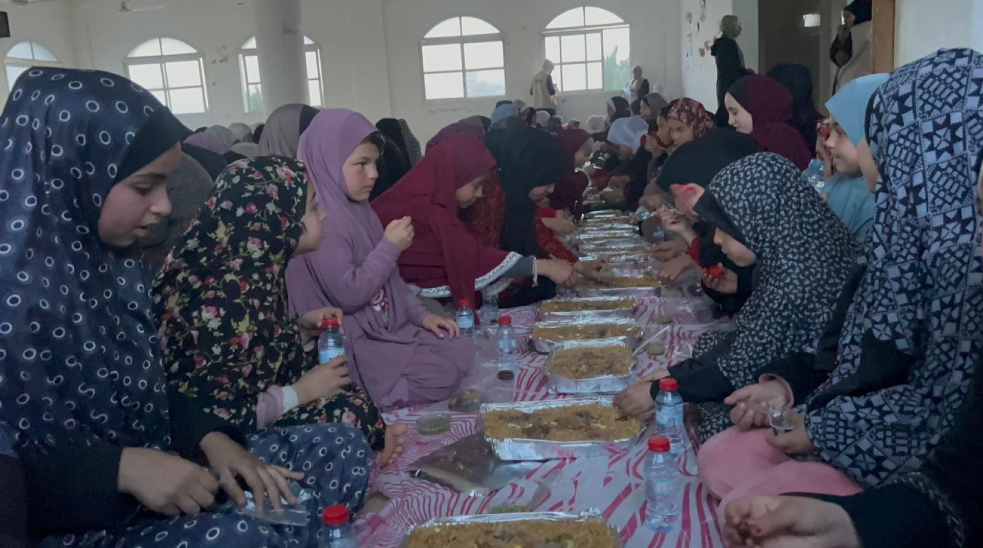 “Kado Terindah di Hari Istimewa” 