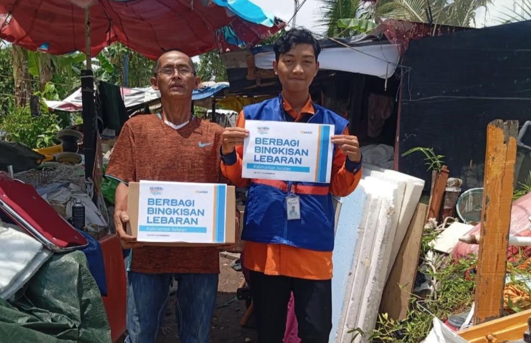 Suntikan Kebahagiaan di Bulan Suci, DT Peduli Kalsel Salurkan Bingkisan Lebaran untuk Warga Banjarmasin 