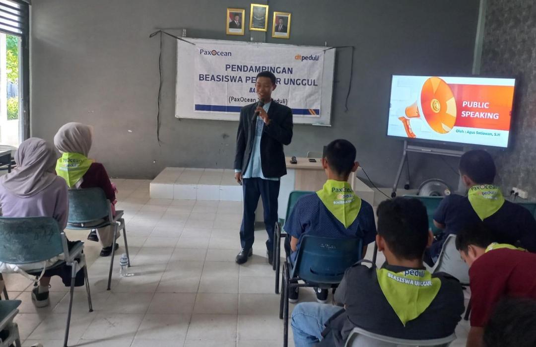 DT Peduli dan PaxOcean Gelar Pendampingan Public Speaking untuk Beasiswa Unggul Batam 