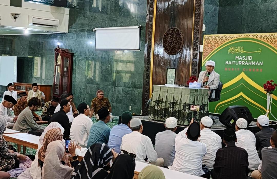 DT Peduli Depok Sinergi dengan DKM dan Majelis Taklim Baiturrahman Cinere, Gelar Kajian Zuhur Bersama Aa Gym 