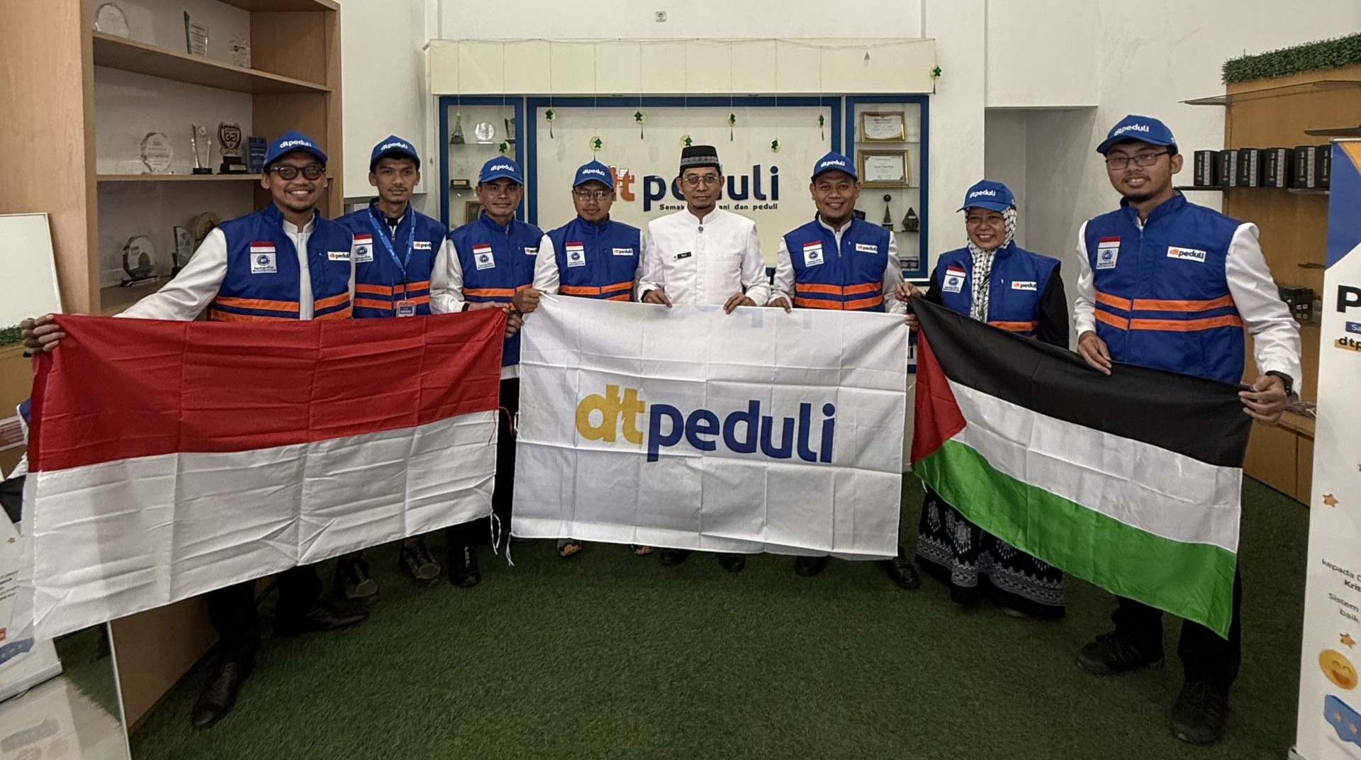 DT Peduli Lepas Relawan untuk Misi GSF 2.0 ke Gaza 