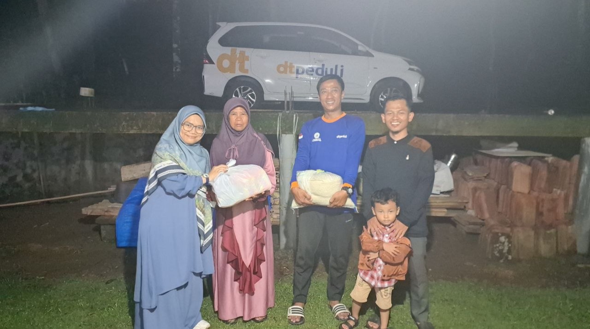 DT Peduli Tasikmalaya Gerak Cepat Bantu Penyintas Kebakaran di Jatiwaras