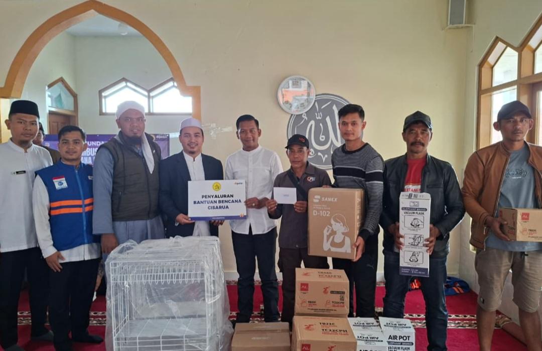 DT Peduli Bandung dan Alam Sunda Group Salurkan Bantuan untuk Masyarakat Cisarua Pascabencana