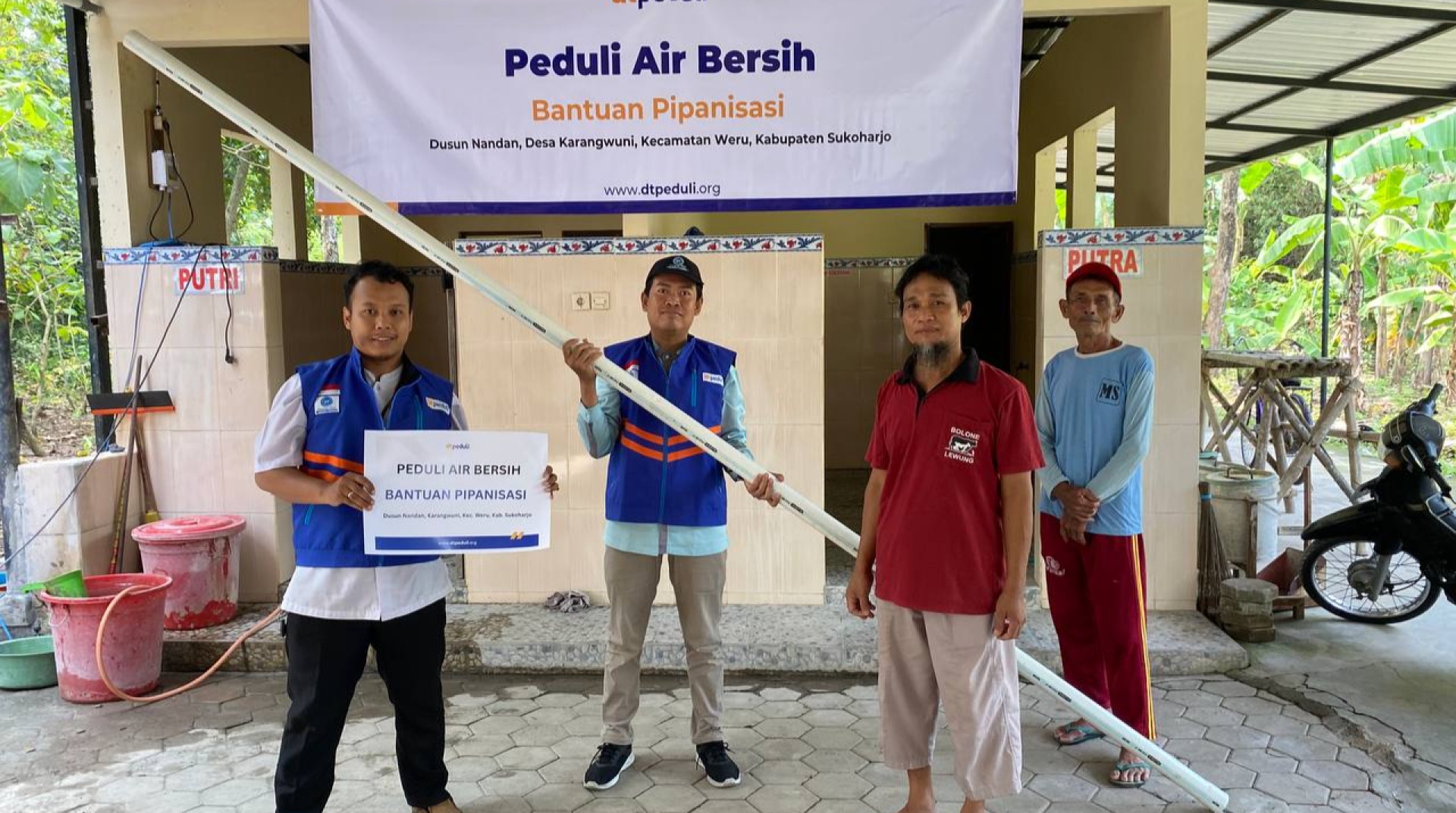DT Peduli Solo Lanjutkan Program Air Bersih dengan Penyaluran Pipa di Dusun Nandan