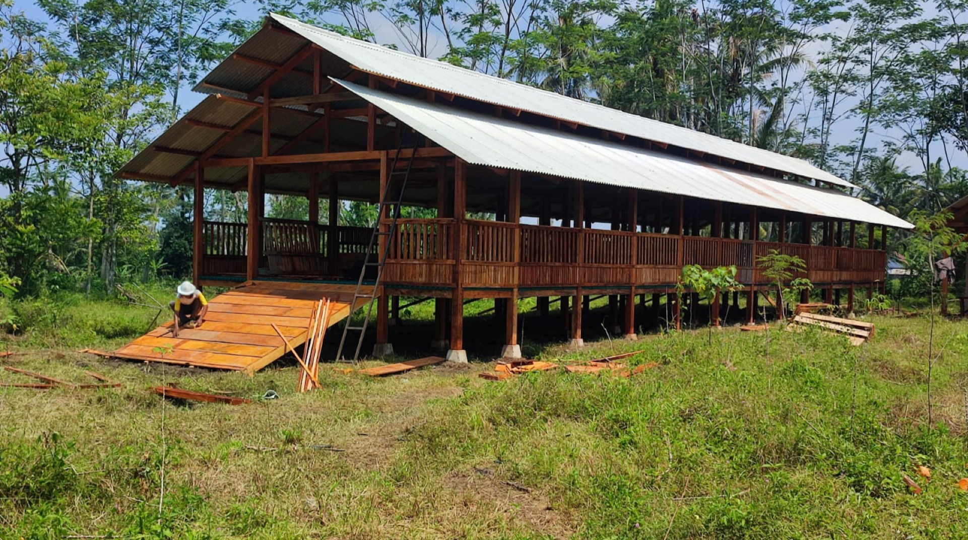 DT Peduli Yogyakarta Bangun Kandang Sistem Koloni Untuk Pemberdayaan
