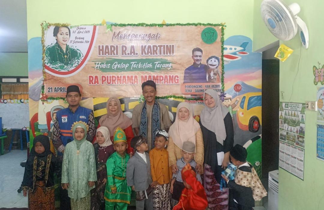 Peringati Hari Kartini, DT Peduli Depok dan RA Purnama Gelar Kegiatan Mendongeng 