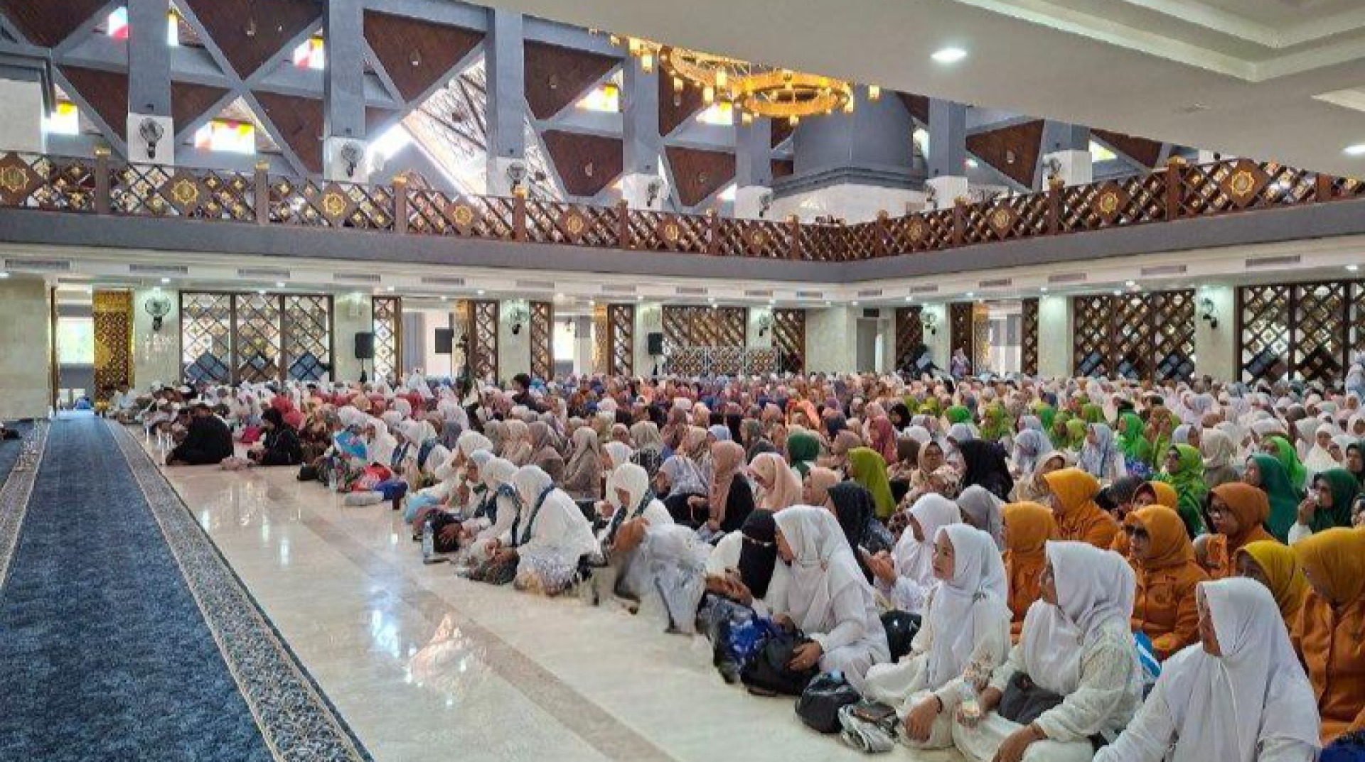 DT Peduli Bogor Bersama Pokja MT Kemenag Kabupaten Bogor Gelar Kajian Tauhiid, Ribuan Jamaah Antusias Hadir 