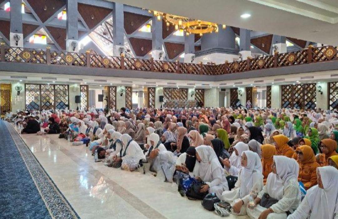 DT Peduli Bogor Bersama Pokja MT Kemenag Kabupaten Bogor Gelar Kajian Tauhiid, Ribuan Jamaah Antusias Hadir 