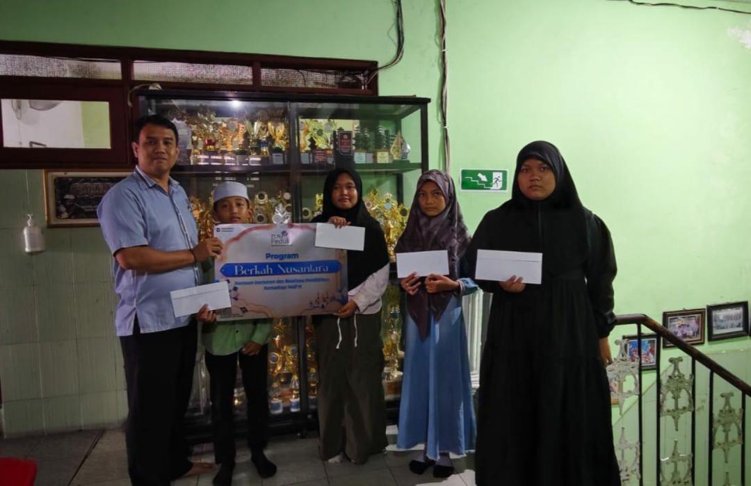 DT Peduli Jatim Salurkan Bantuan dari PT. PLN Nusantara Power untuk Siswa SD Islam An Nur Surabaya