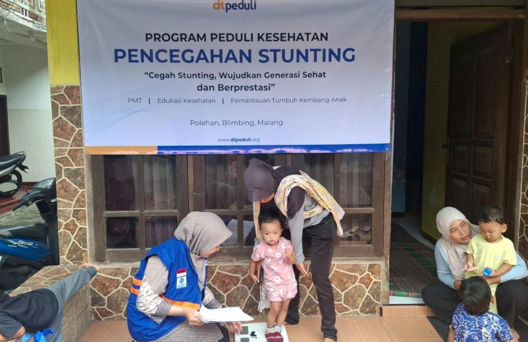Cegah Stunting Sejak Dini, DT Peduli Malang Gelar Program Peduli Kesehatan di Polehan 
