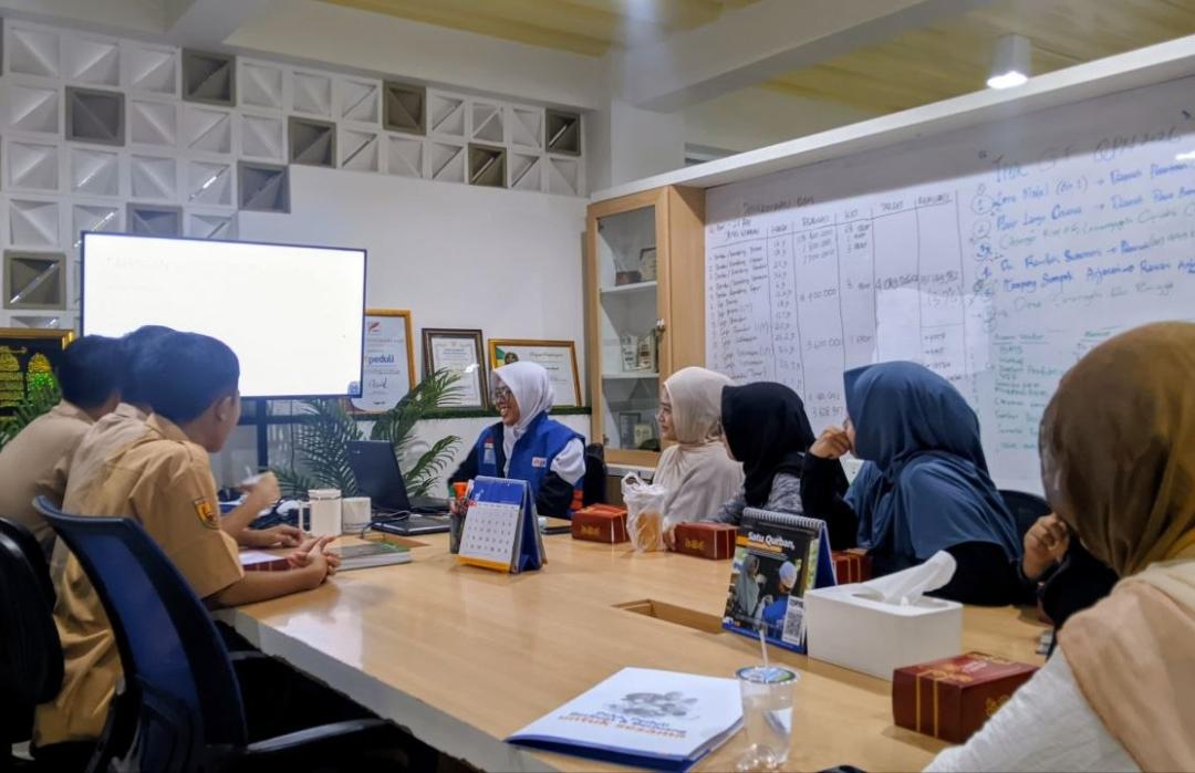 DT Peduli Bandung Gelar Pembinaan dengan Tema Kiat Mengelola Waktu yang Efektif dan Konsep Quranic Law of Attraction 