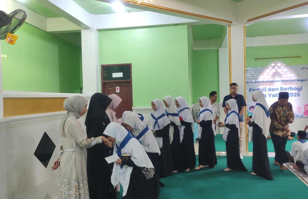 Pertamina Patra Niaga  Lampung Salurkan Dana Operasional untuk Rumah Tahfidz Quran DT Peduli Lampung 