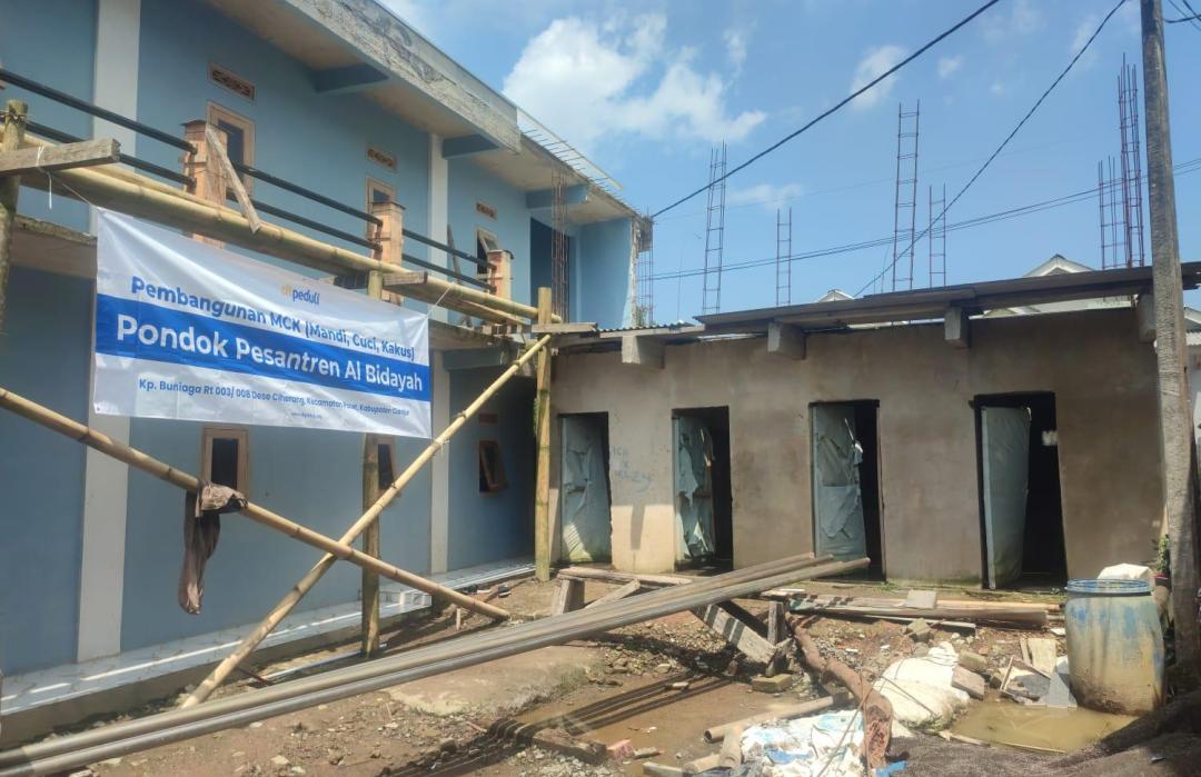 DT Peduli Cianjur Laksanakan Monitoring Pembangunan MCK di Ponpes Al Bidayah