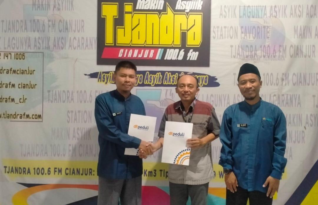 DT Peduli Cianjur Jalin Kerja Sama dengan Radio Tjandra FM, Dukung Penyebaran Informasi Program Kebaikan 