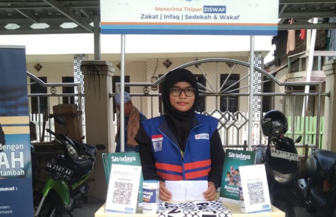 Gerai ZISWAF DT Peduli Kalsel di Masjid Jami Qomaruddin Ajak Jamaah Peduli Palestina