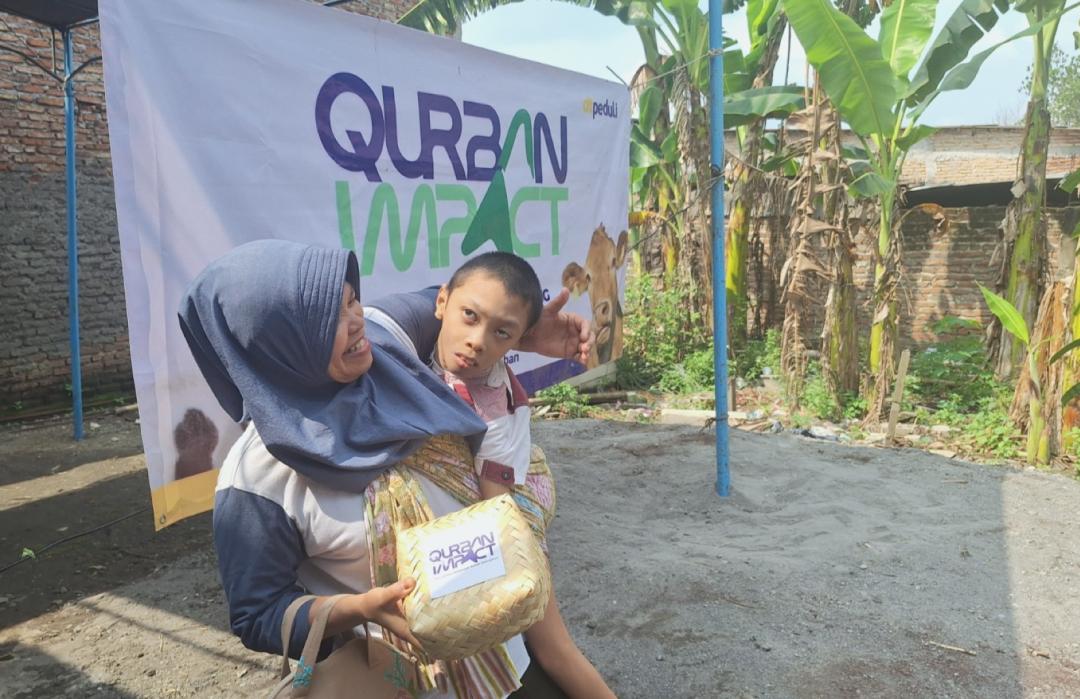 Salurkan Qurban di Rowosari, DT Peduli Jateng Hadirkan Kebahagiaan untuk Difabel, Lansia, dan Warga yang Membutuhkan 