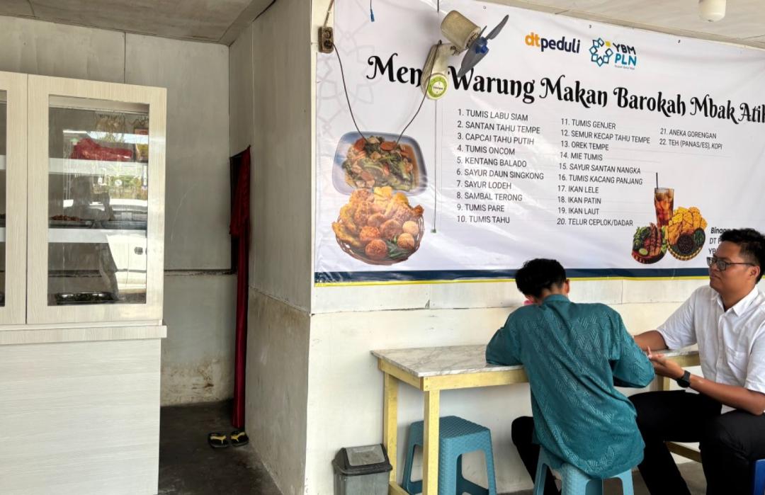 Didukung DT Peduli Metro dan YBM PLN, Warung Makan Barokah Mbak Atik Kian Berkembang 