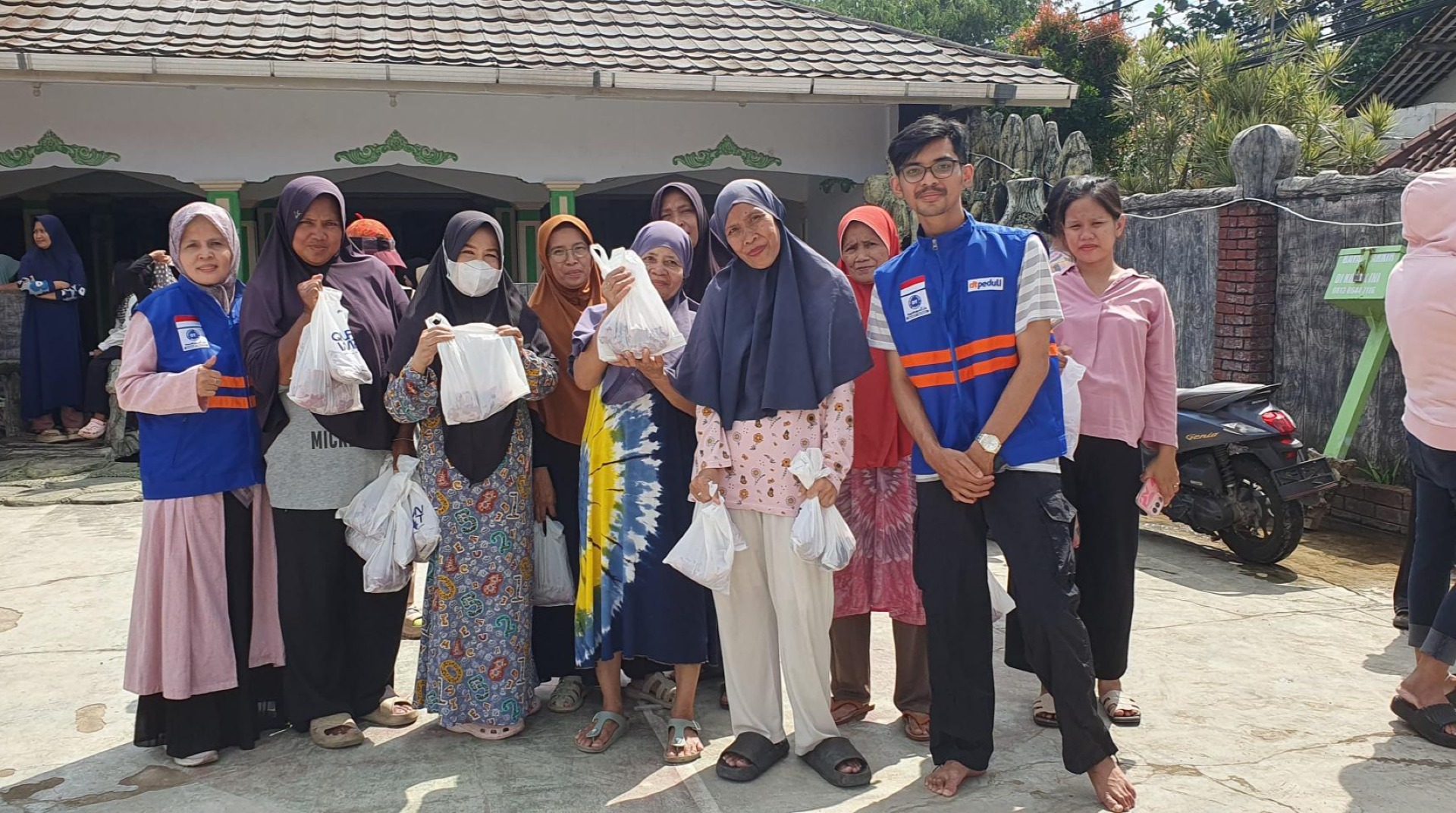 DT Peduli Depok Gelar Program Qurban Impact di Masjid Abdul Wahab, Warga Antusias Hadir