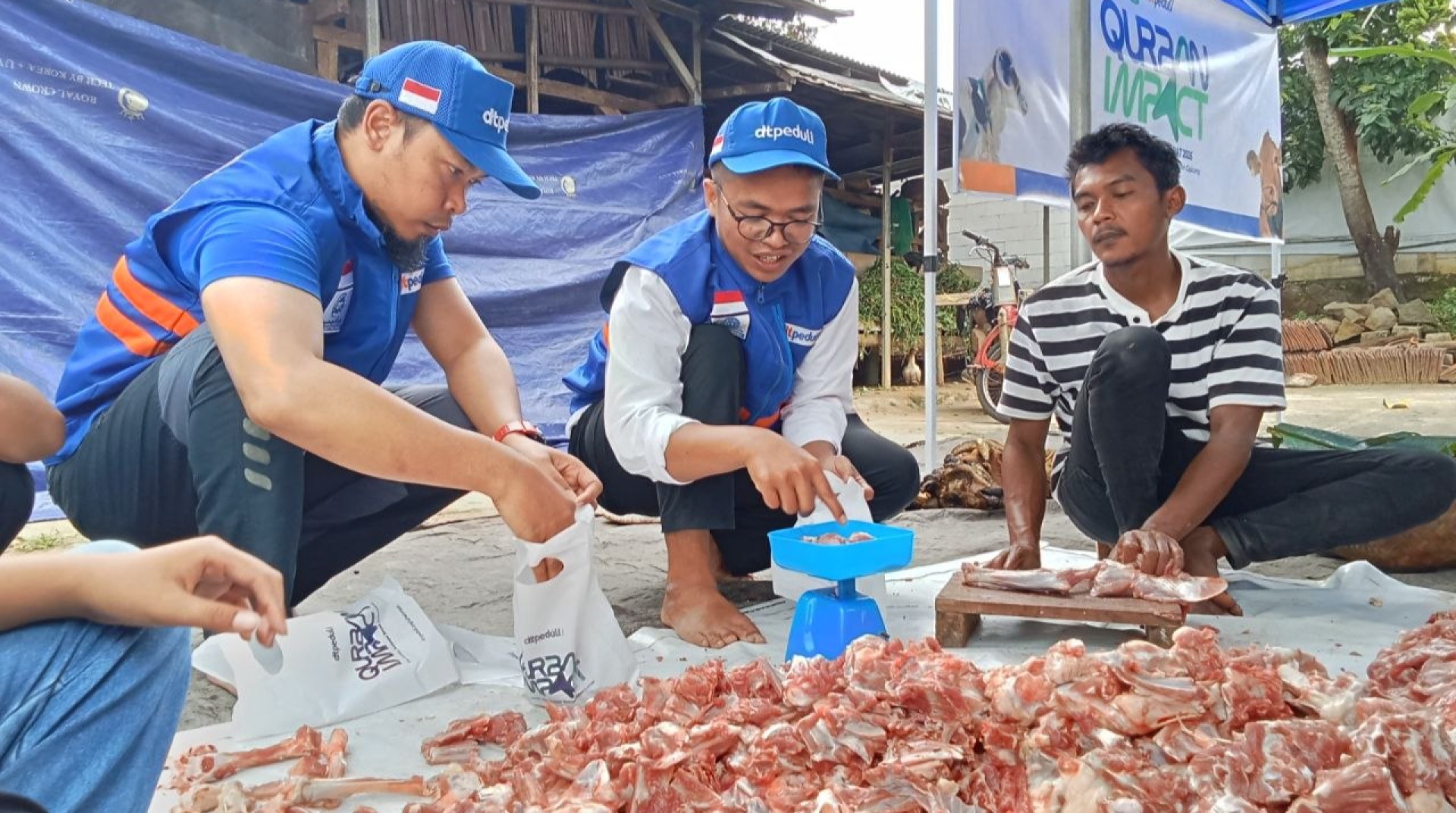 DT Peduli Kuningan Gelar Qurban Impact Bersama MD Nuurus Shofa di Desa Mekarsari  
