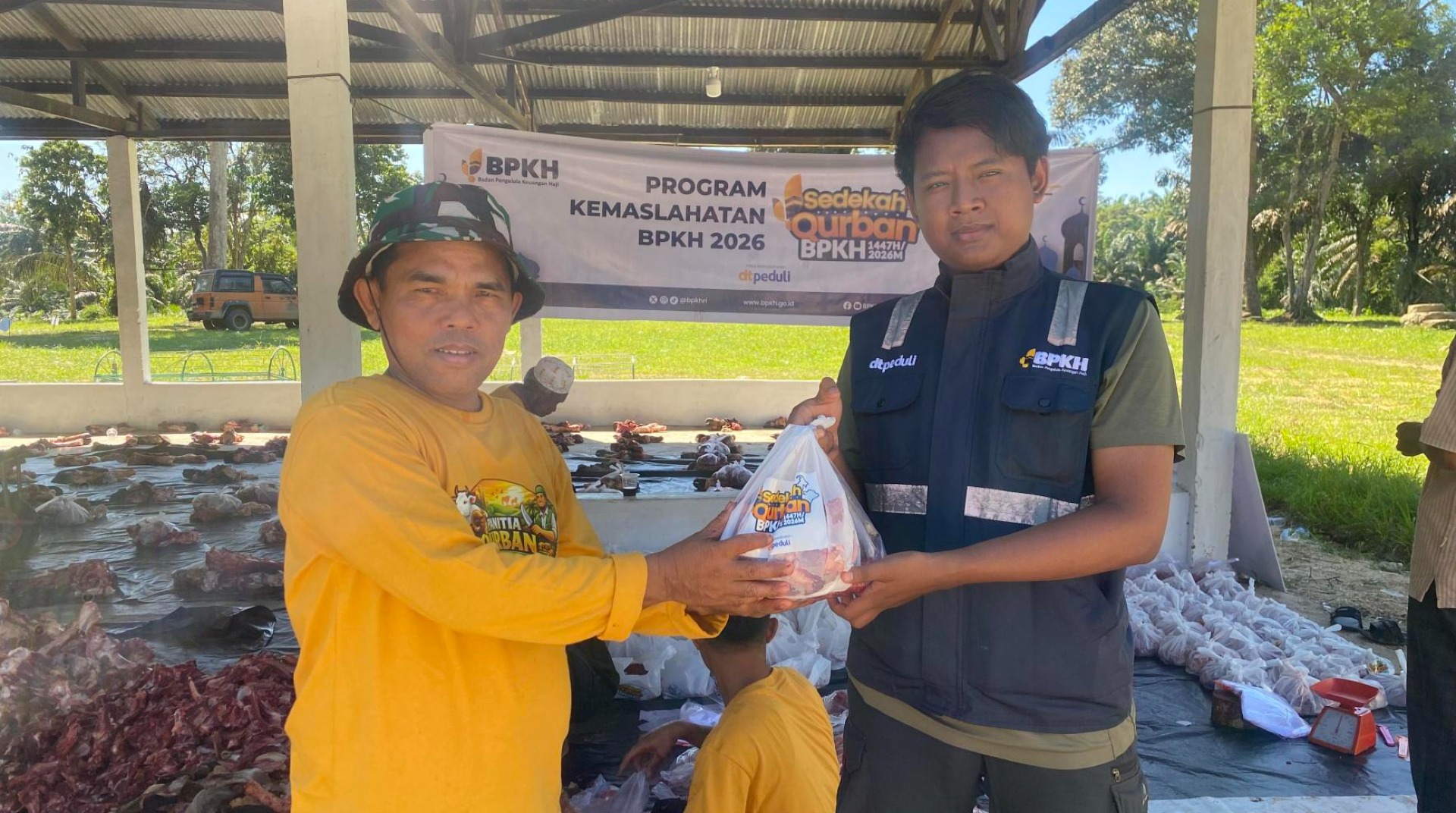 BPKH Bersama DT Peduli Riau Salurkan Qurban Hingga Ke Rokan Hulu, Warga Desa Kabun Gembira di Hari Raya Iduladha
