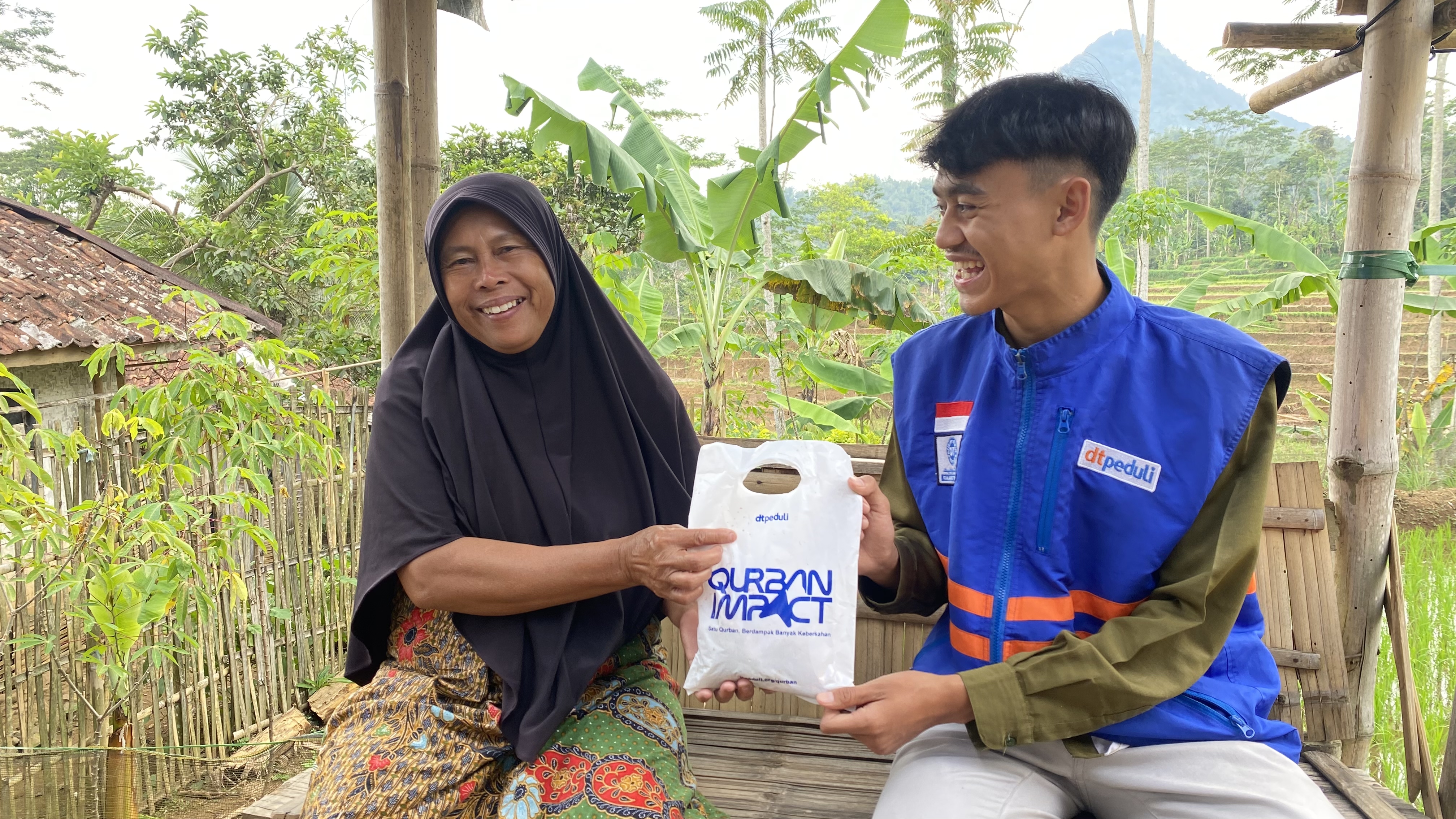  DT Peduli Garut Salurkan 50 Ekor Domba Qurban untuk Masyarakat di Wilayah Garut Selatan 