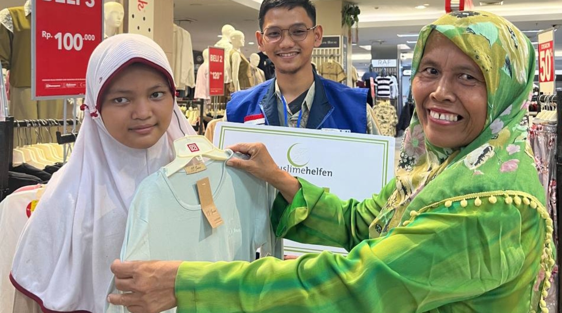 DT Peduli Sumbar Gelar Belanja Bahagia untuk Ratusan Anak Terdampak Bencana Banjir Bandang di Kota Padang 