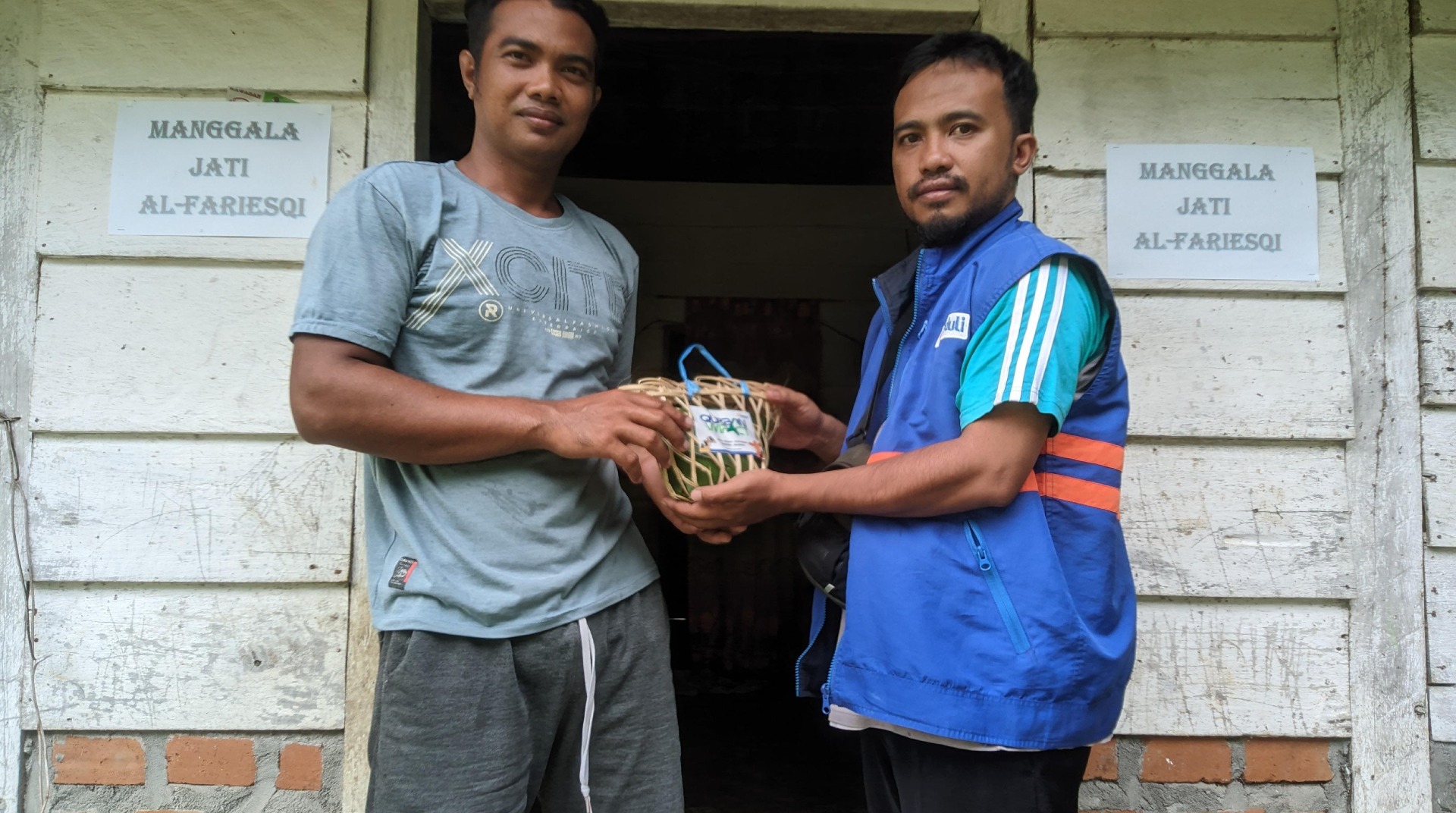 DT Peduli Lubuklinggau Salurkan Qurban ke Desa Bamasco, Warga Gembira Setelah Lima Tahun Minim Mendapat Daging Qurban 
