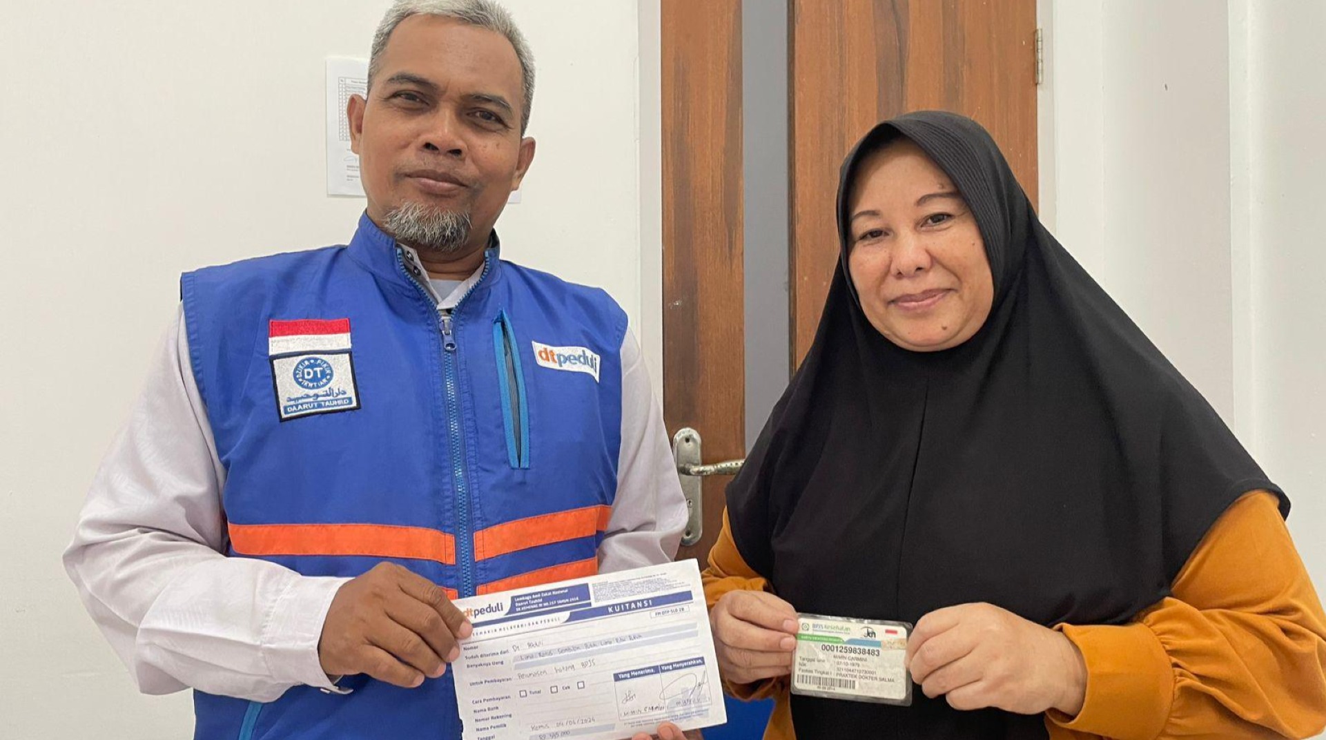 Salurkan Bantuan Layanan Kesehatan, DT Peduli Depok Bantu Lunasi Tunggakan BPJS 