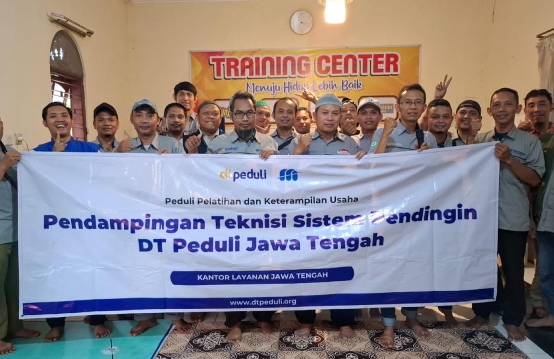 DT Peduli Jateng Gelar Kegiatan Ngulik Bareng Teknisi Sistem Pendingin untuk Teknisi AC Binaan