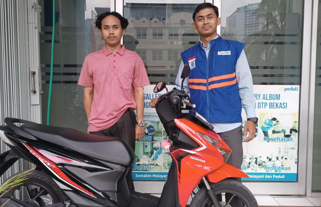 Giat Bekerja di Steam Motor, Anggota Binaan Program Ekonomi DT Peduli Bekasi Kini Mampu Beli Motor Sendiri