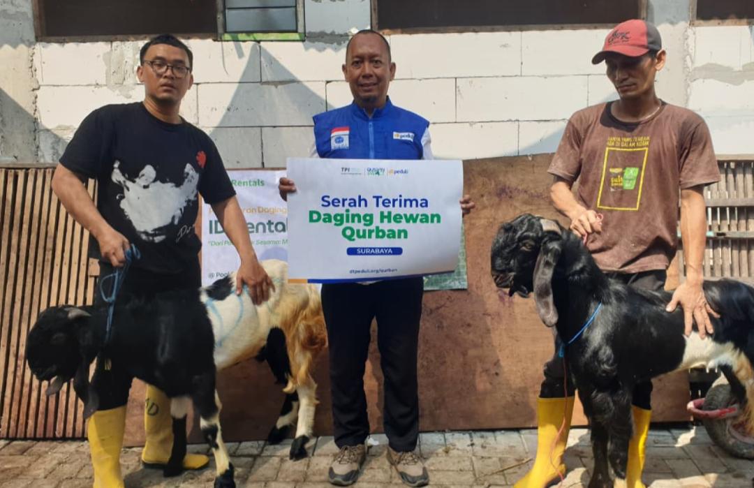 DT Peduli Jatim Bersama TPI Grab Rentals Surabaya Sukses Gelar Qurban Impact 