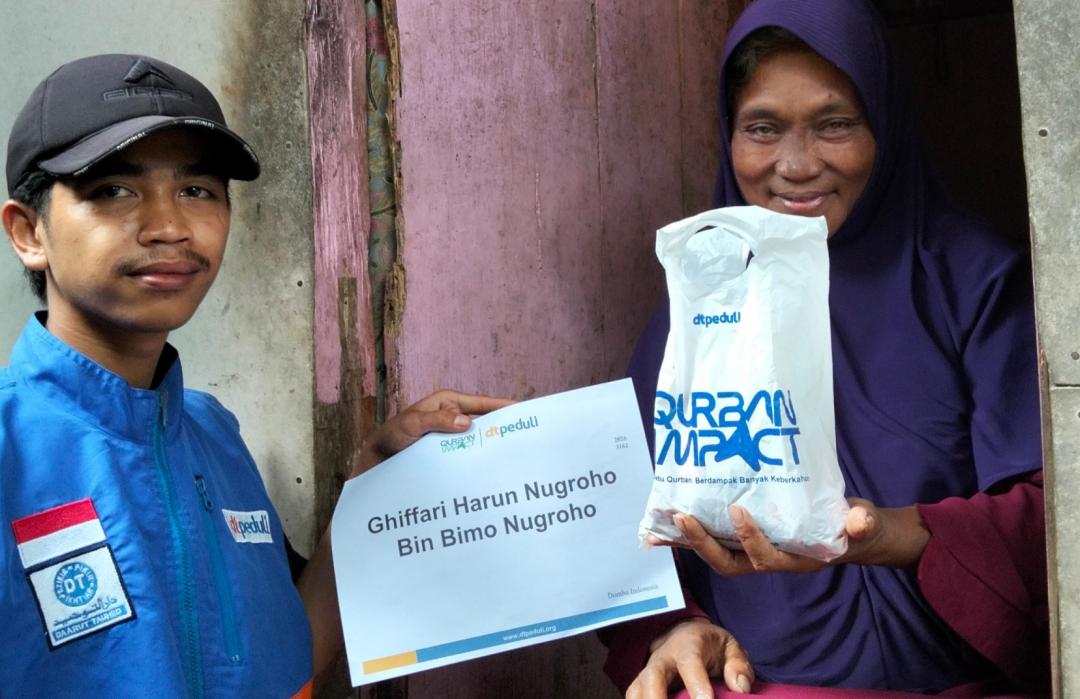  Tebar Manfaat di Hari Iduladha, DT Peduli Garut Salurkan Qurban Impact Hingga ke Kampung Cintalaksana
